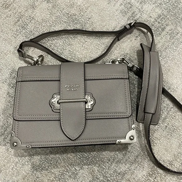 Prada crossbody - Picture 1 of 6